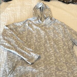 Men’s Mizzen & Main gray camo hoodie high end XXL